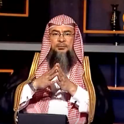 Can a woman staying in Saudi do umrah without her mahram